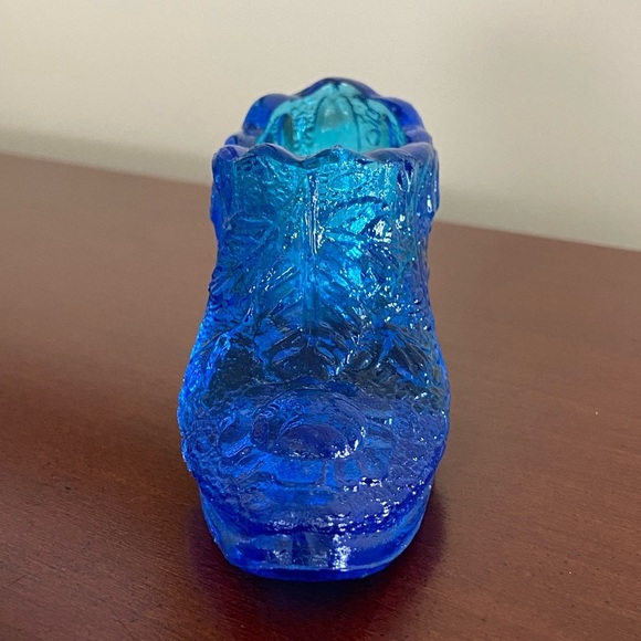 Vintage Vibrant Blue Glass Shoe Cabbage Rose By Kanawha Glass Co. - Picture 3 of 8